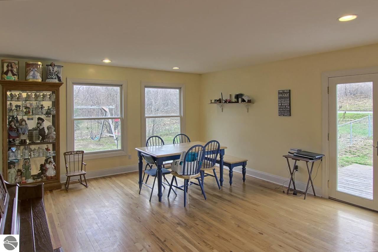 754 Napolean Way Traverse City, MI 49696 - Photo 9 of 25 1783464-8.JPG