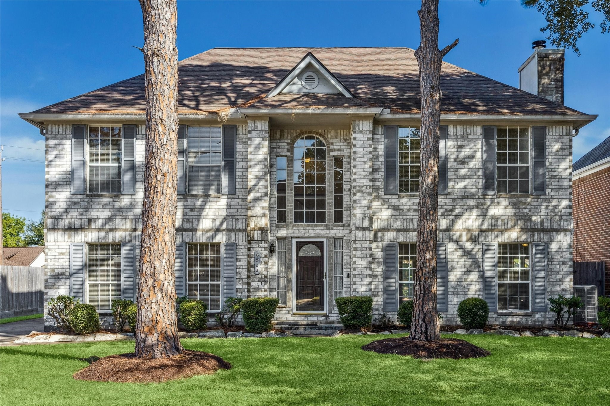 6523 Inverness Way Pasadena, TX 77505 - Photo 1 of 15 front view of a building with a yard