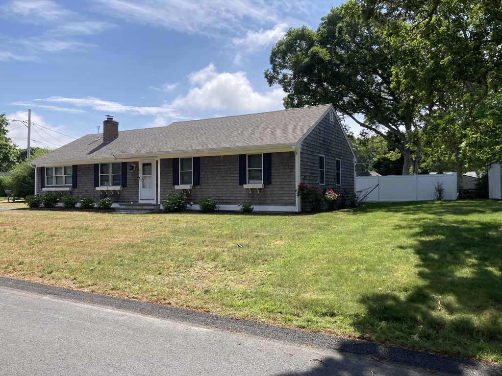 95 Duck Pond Rd Extension Dennis, MA 02660 - Photo 3 of 42 Gallery Image 3