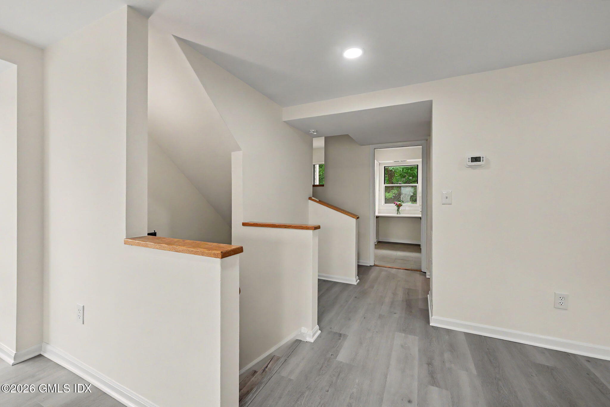 21 Highland Road, Unit 21 Stamford, CT 06901 - Photo 12 of 18 New Floors