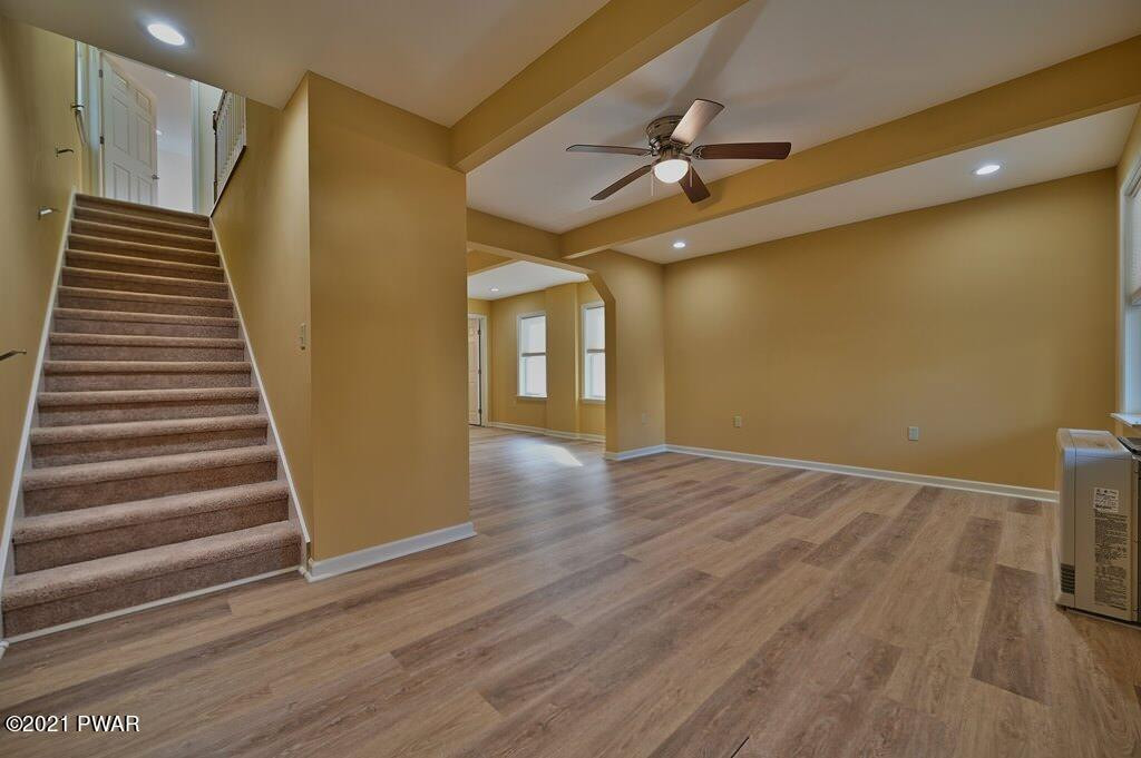 230 3rd Street Olyphant, PA 18447 - Photo 4 of 58