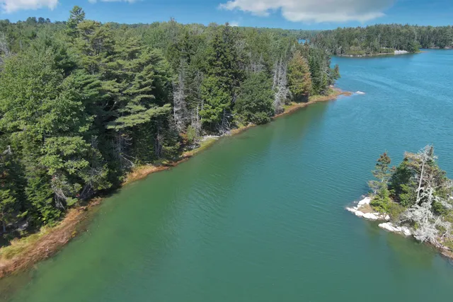 $435,000 | 95 Cushing Road, Friendship, ME 04547