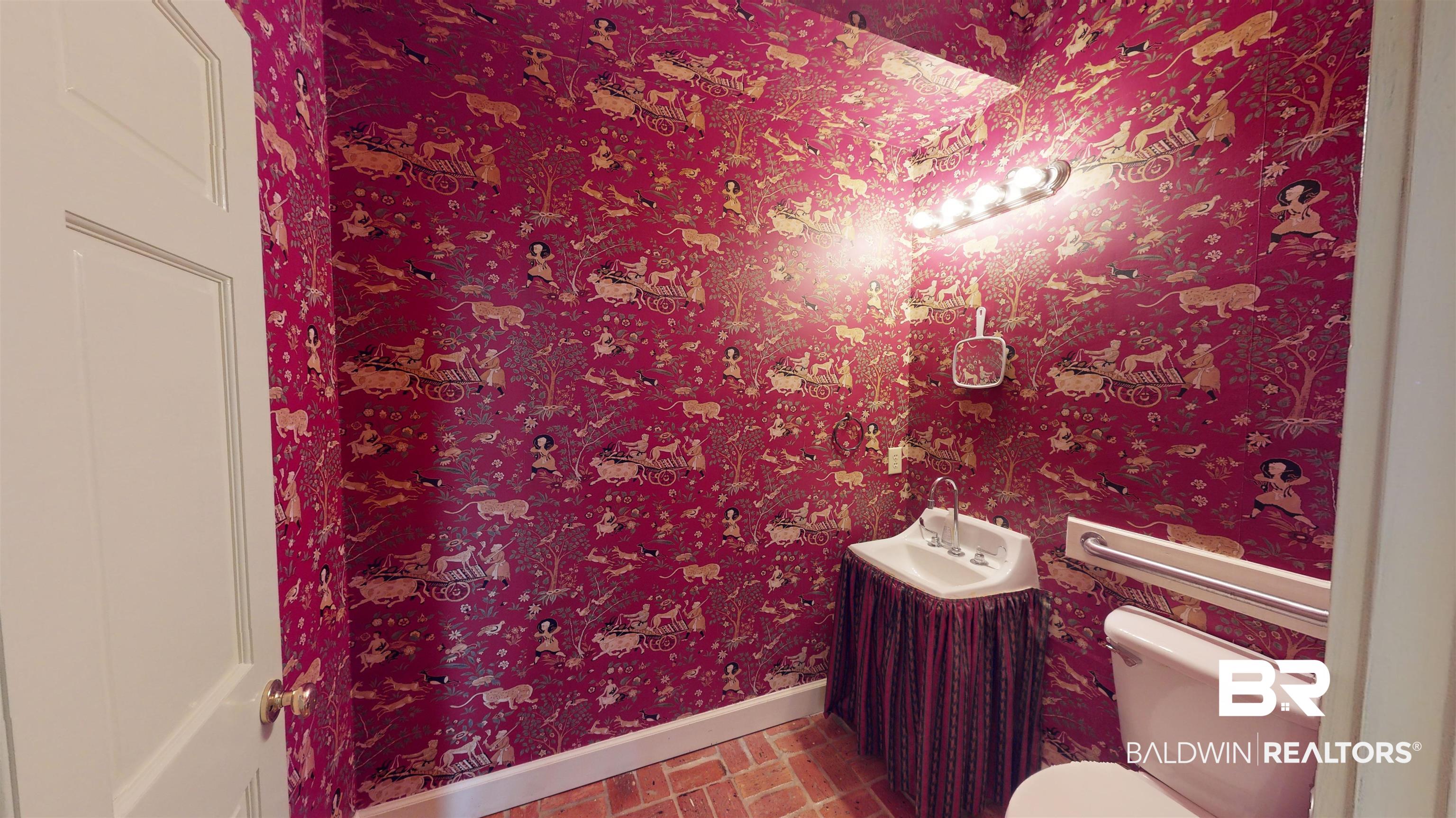 305 North Jackson Street Mobile, AL 36603 - Photo 11 of 23 Bathroom