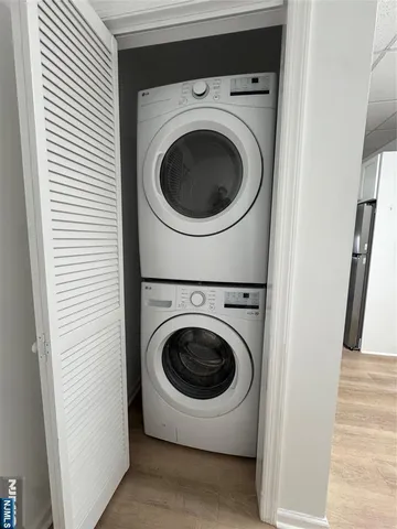 $1,800 | 61 Kansas Street, Unit 2D, Hackensack, NJ 07601