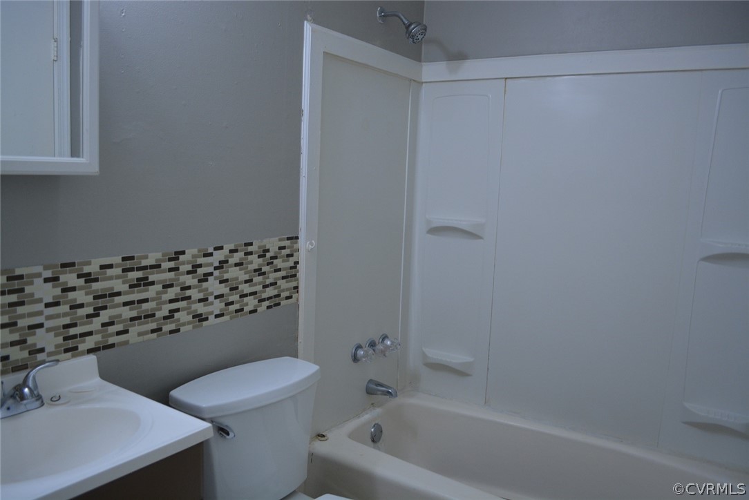 3703 Jackson Farm Road Hopewell, VA 23860 - Photo 6 of 7 Gallery Image 6