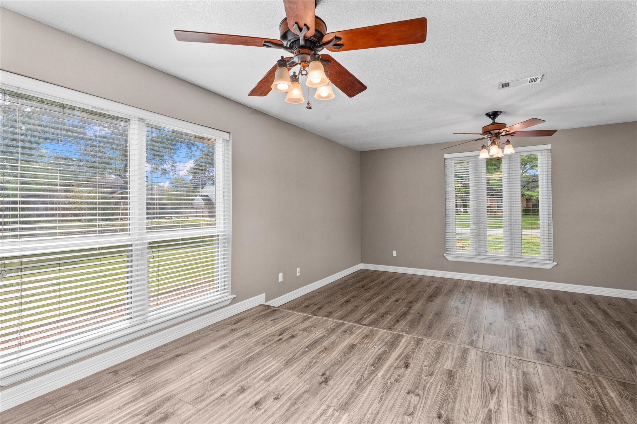 635 Ringwood Street Spring, TX 77373 - Photo 17 of 32