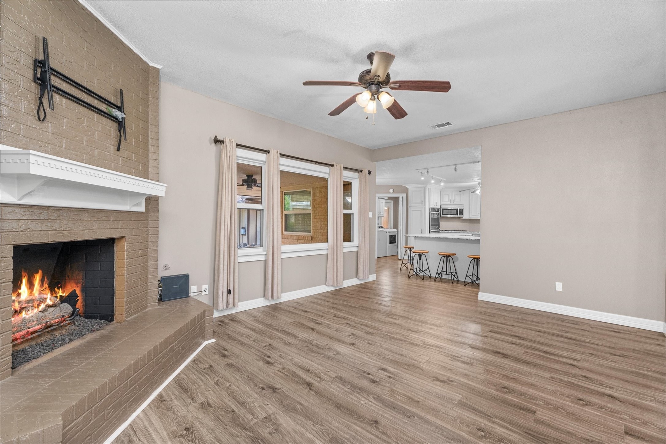 635 Ringwood Street Spring, TX 77373 - Photo 9 of 32