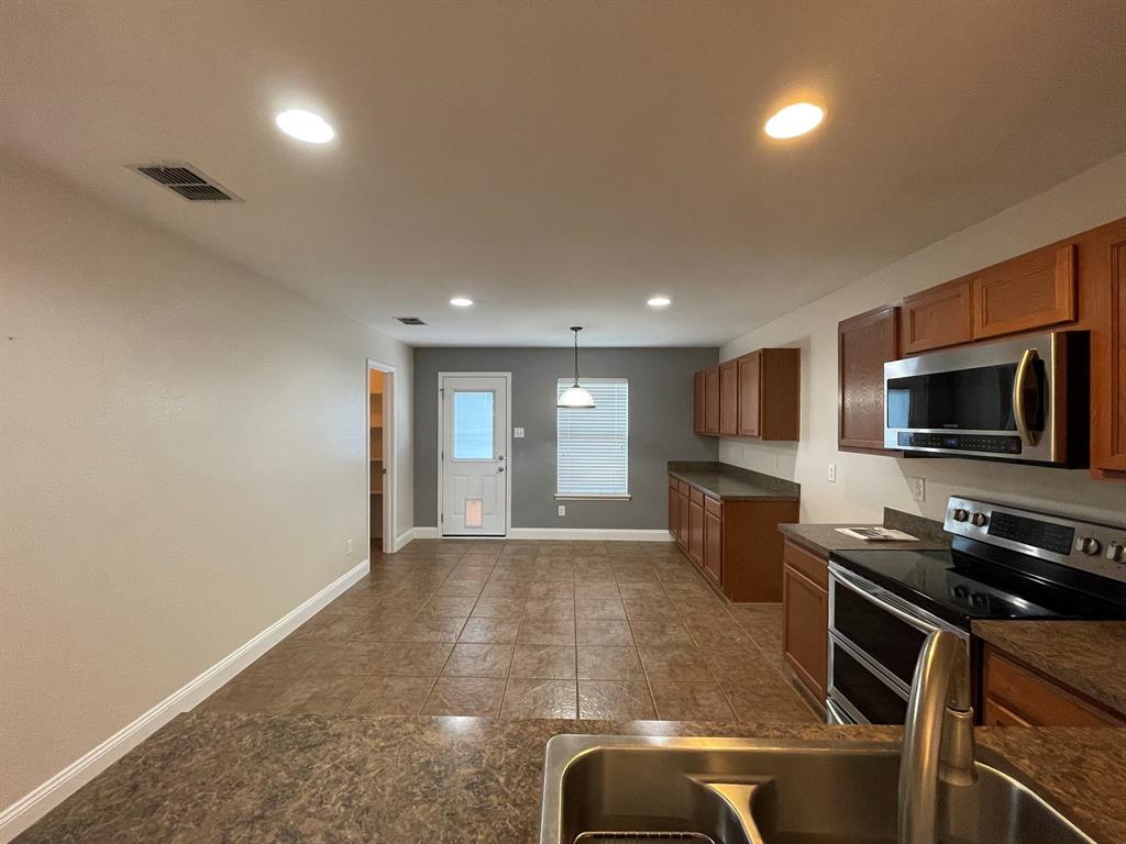 804 White Fields Way Arlington, TX 76002 - Photo 21 of 24