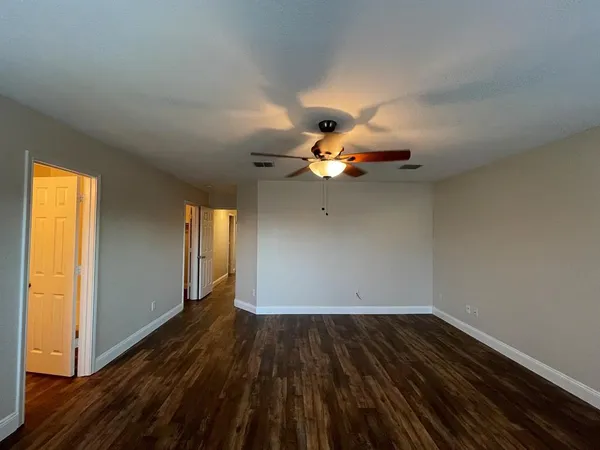 $2,300 | 804 White Fields Way, Arlington, TX 76002