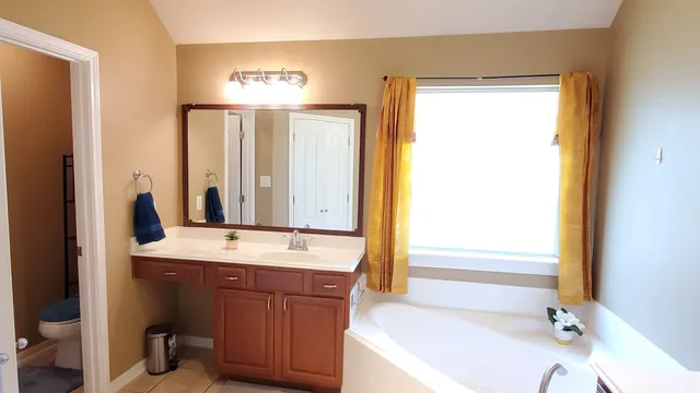 $2,000 | 12027 Grace Hall Drive, Houston, TX 77065