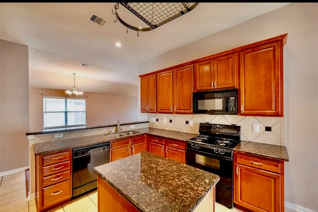 $2,000 | 12027 Grace Hall Drive, Houston, TX 77065