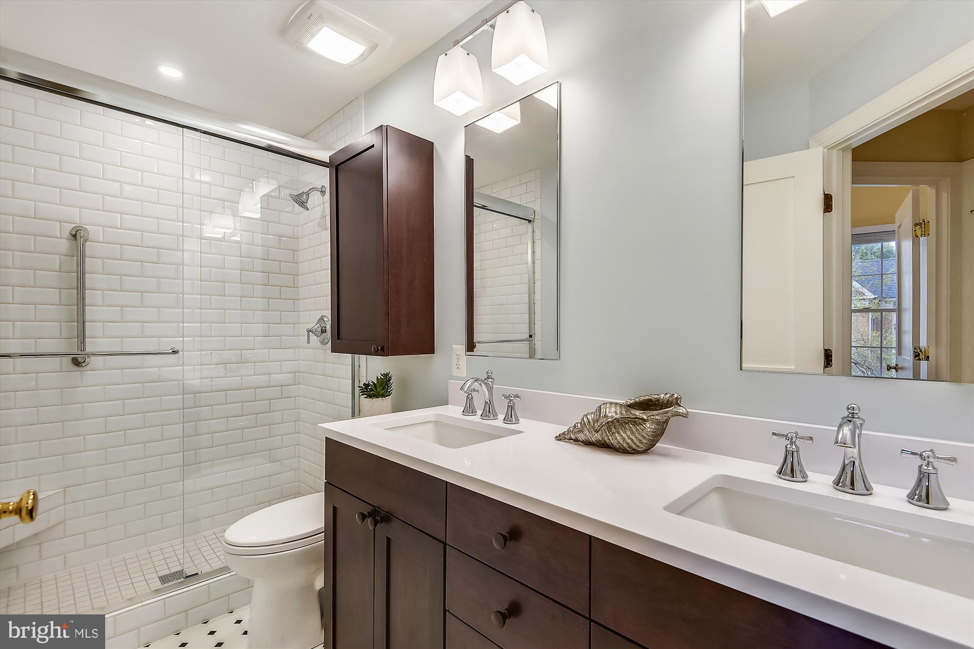 134 Rees Place Falls Church, VA 22046 - Photo 33 of 117