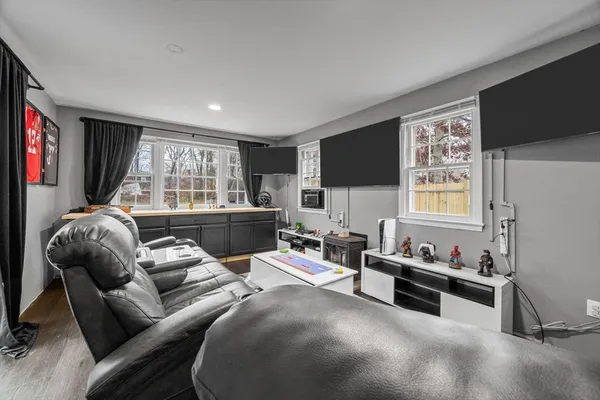 $689,000 | 17 Kensington Drive, Sandwich, MA 02563