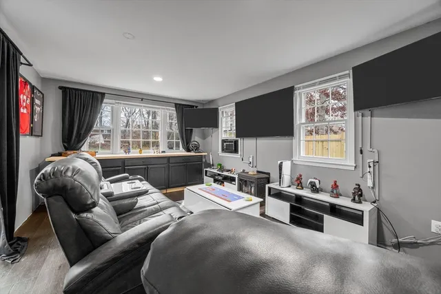 $710,000 | 17 Kensington Drive, Sandwich, MA 02563