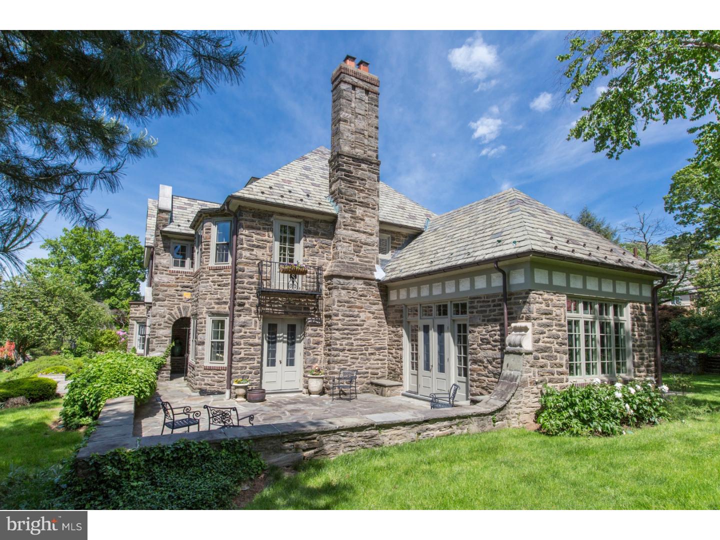 418 Vernon Road Jenkintown, PA 19046 - Photo 2 of 84