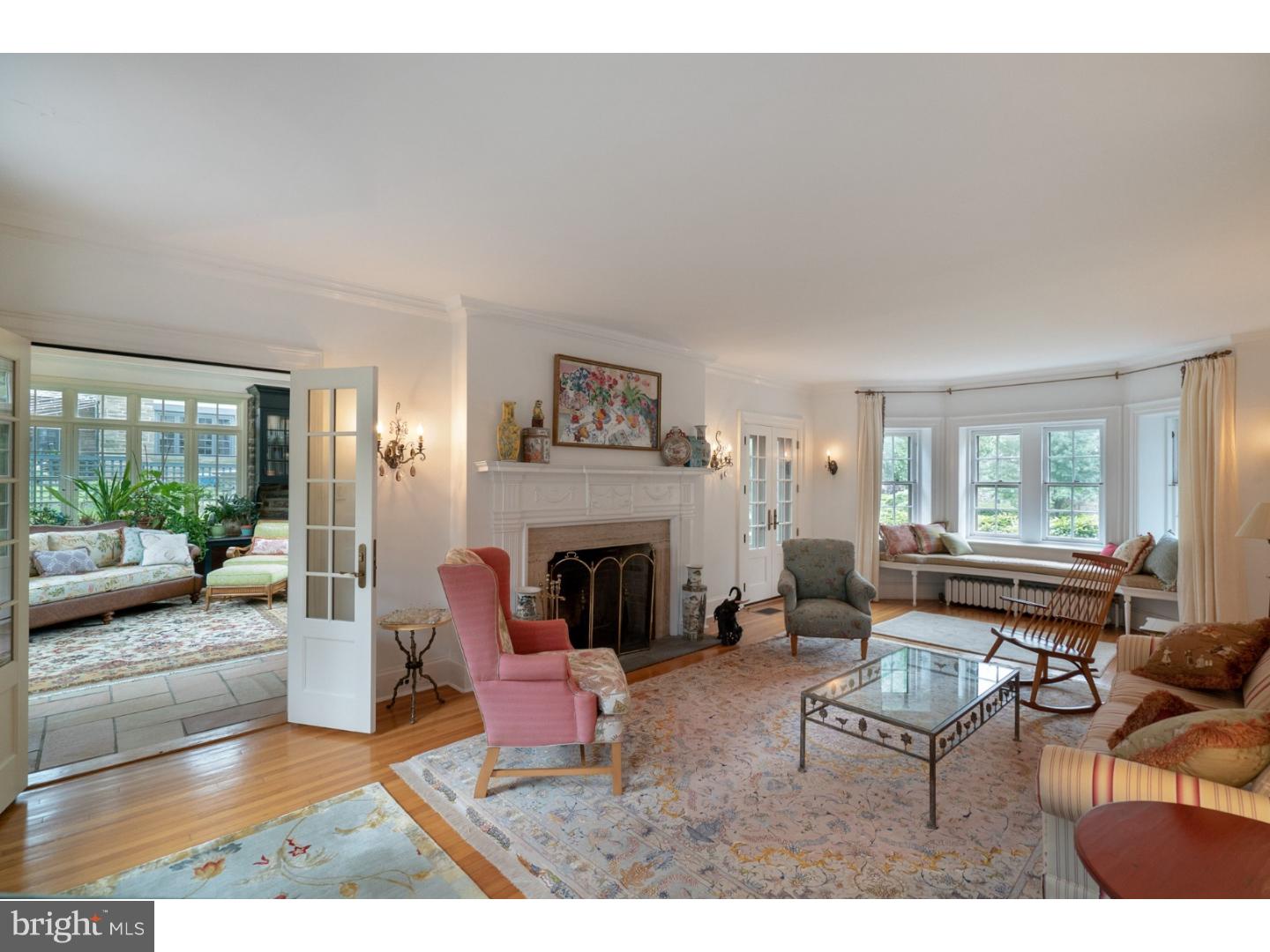 418 Vernon Road Jenkintown, PA 19046 - Photo 5 of 84 Living Room