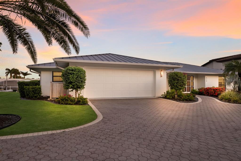 510 Putter Lane Longboat Key, FL 34228 - Photo 4 of 74 Gallery Image 4