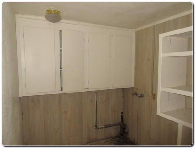 526 East Duff Avenue Reedley, CA 93654 - Photo 6 of 10