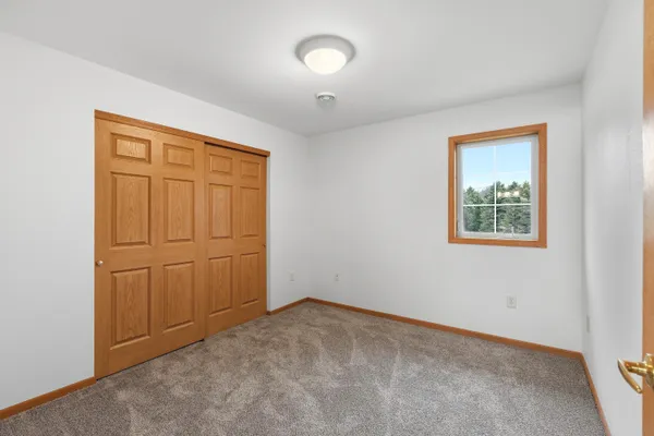 $275,000 | 622 Shepherds Drive, Unit 6, West Bend, WI 53090