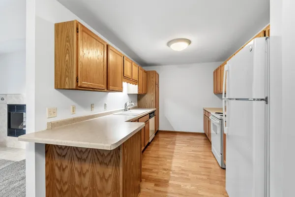 $275,000 | 622 Shepherds Drive, Unit 6, West Bend, WI 53090