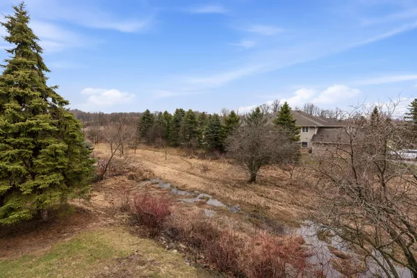 $275,000 | 622 Shepherds Drive, Unit 6, West Bend, WI 53090