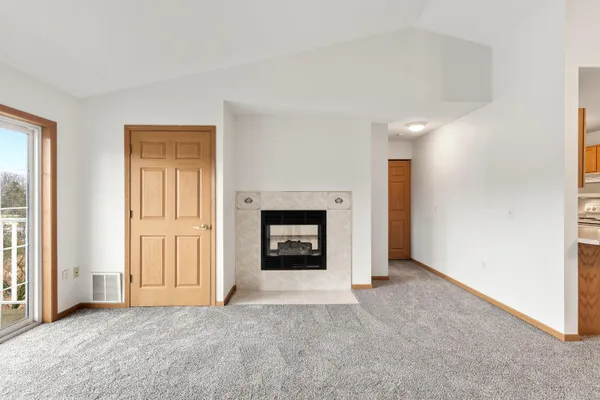 $275,000 | 622 Shepherds Drive, Unit 6, West Bend, WI 53090