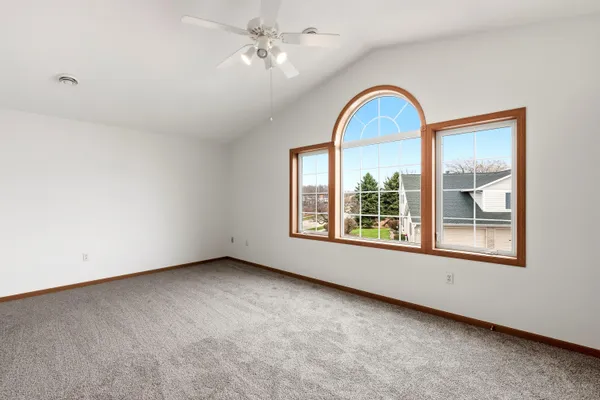 $275,000 | 622 Shepherds Drive, Unit 6, West Bend, WI 53090