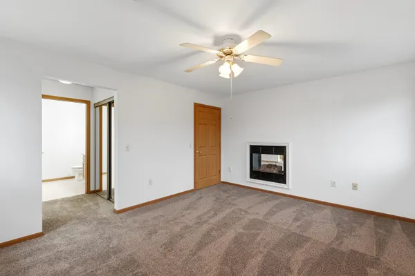 $275,000 | 622 Shepherds Drive, Unit 6, West Bend, WI 53090