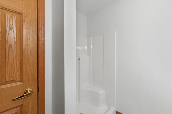 $275,000 | 622 Shepherds Drive, Unit 6, West Bend, WI 53090