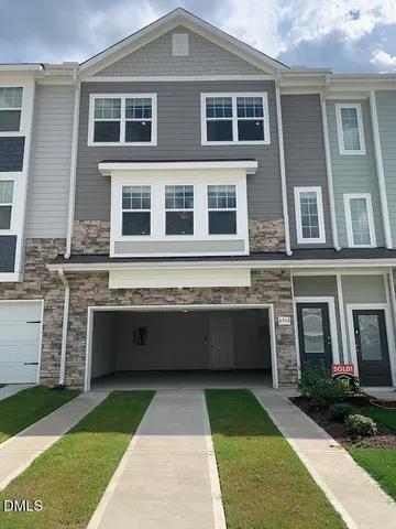 $2,095 | 6914 Point Bar Place, Raleigh, NC 27616