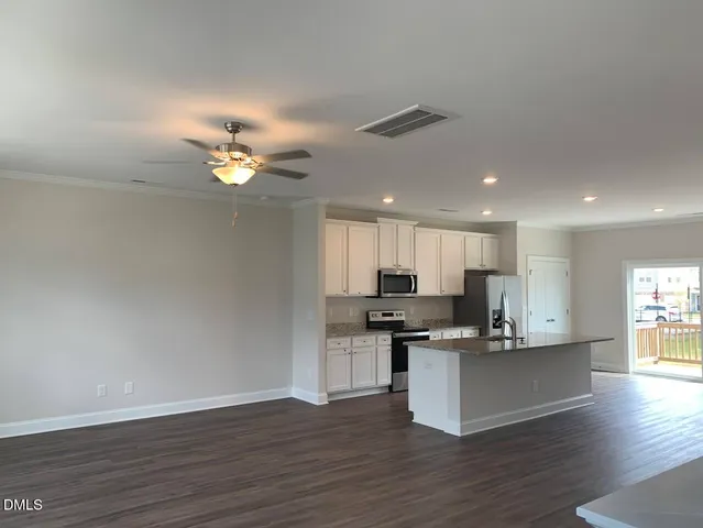 $2,095 | 6914 Point Bar Place, Raleigh, NC 27616