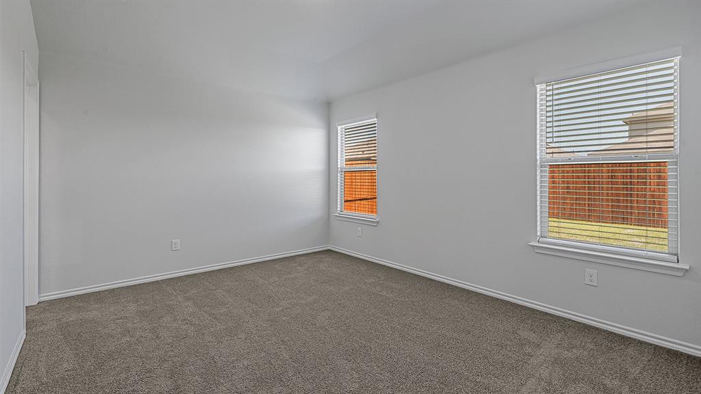 180 Mojave Road Boyd, TX 76023 - Photo 15 of 38 an empty room with a window