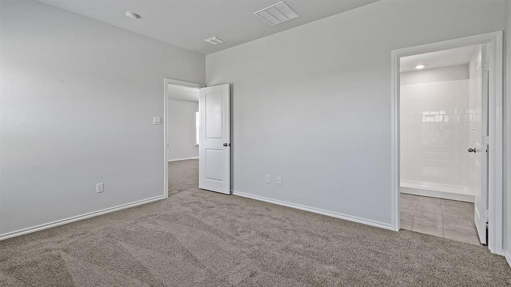 180 Mojave Road Boyd, TX 76023 - Photo 17 of 38 a view of an empty room