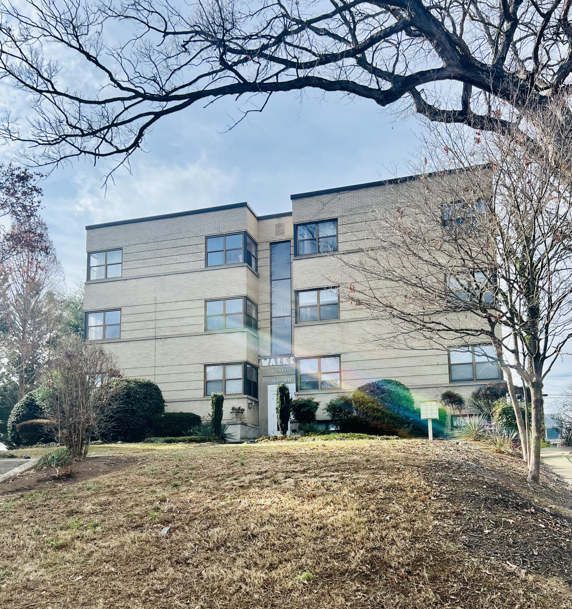 1139 2nd Street Southwest, Unit 2 Roanoke, VA 24016 - Photo 2 of 2 IMG_4808