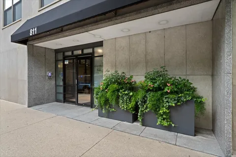 $265,000 | 811 South Lytle Street, Unit 103, Chicago, IL 60607