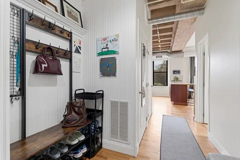 $265,000 | 811 South Lytle Street, Unit 103, Chicago, IL 60607