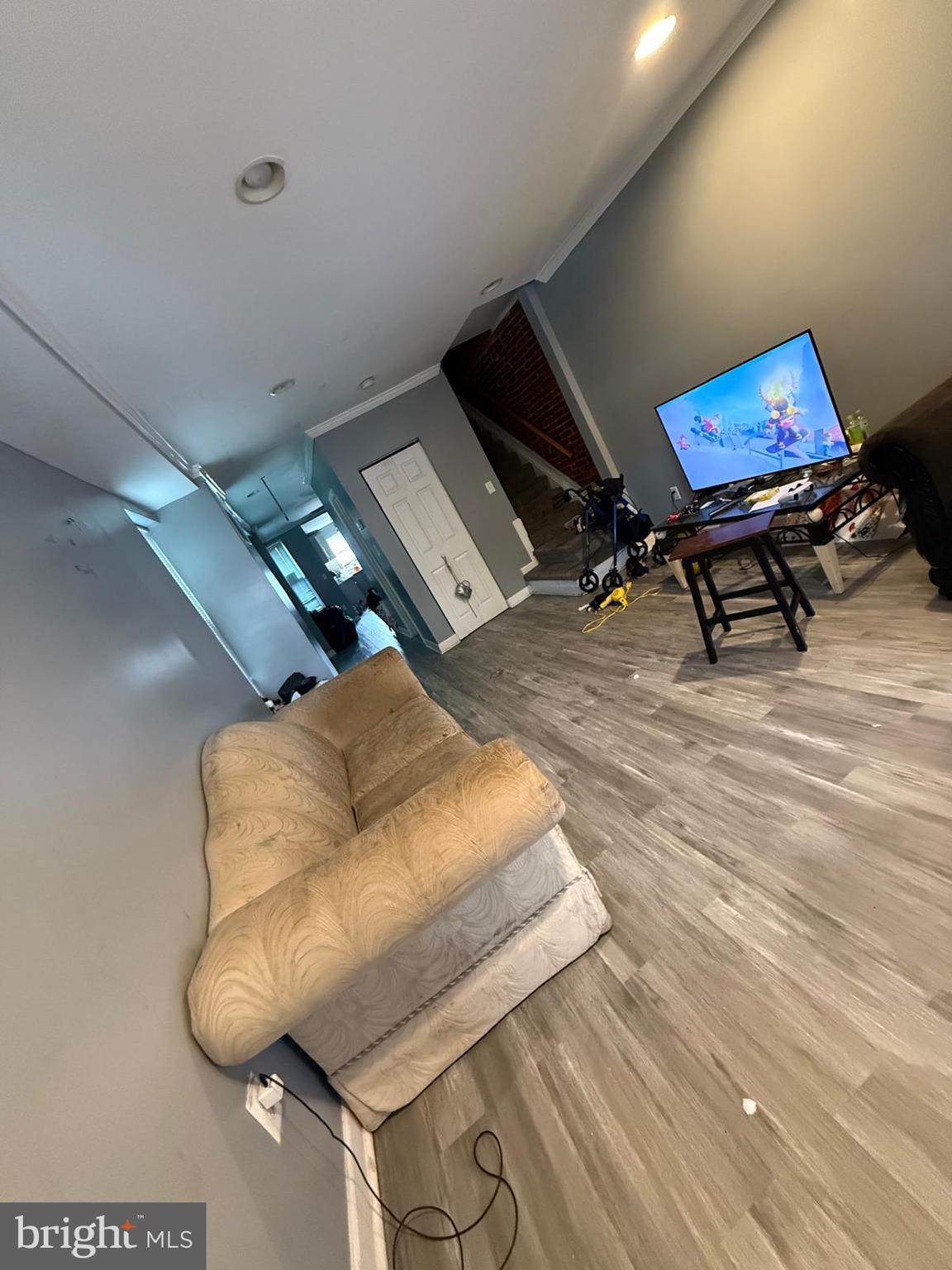 1723 Homestead Street Baltimore, MD 21218 - Photo 3 of 27 a living room with furniture
