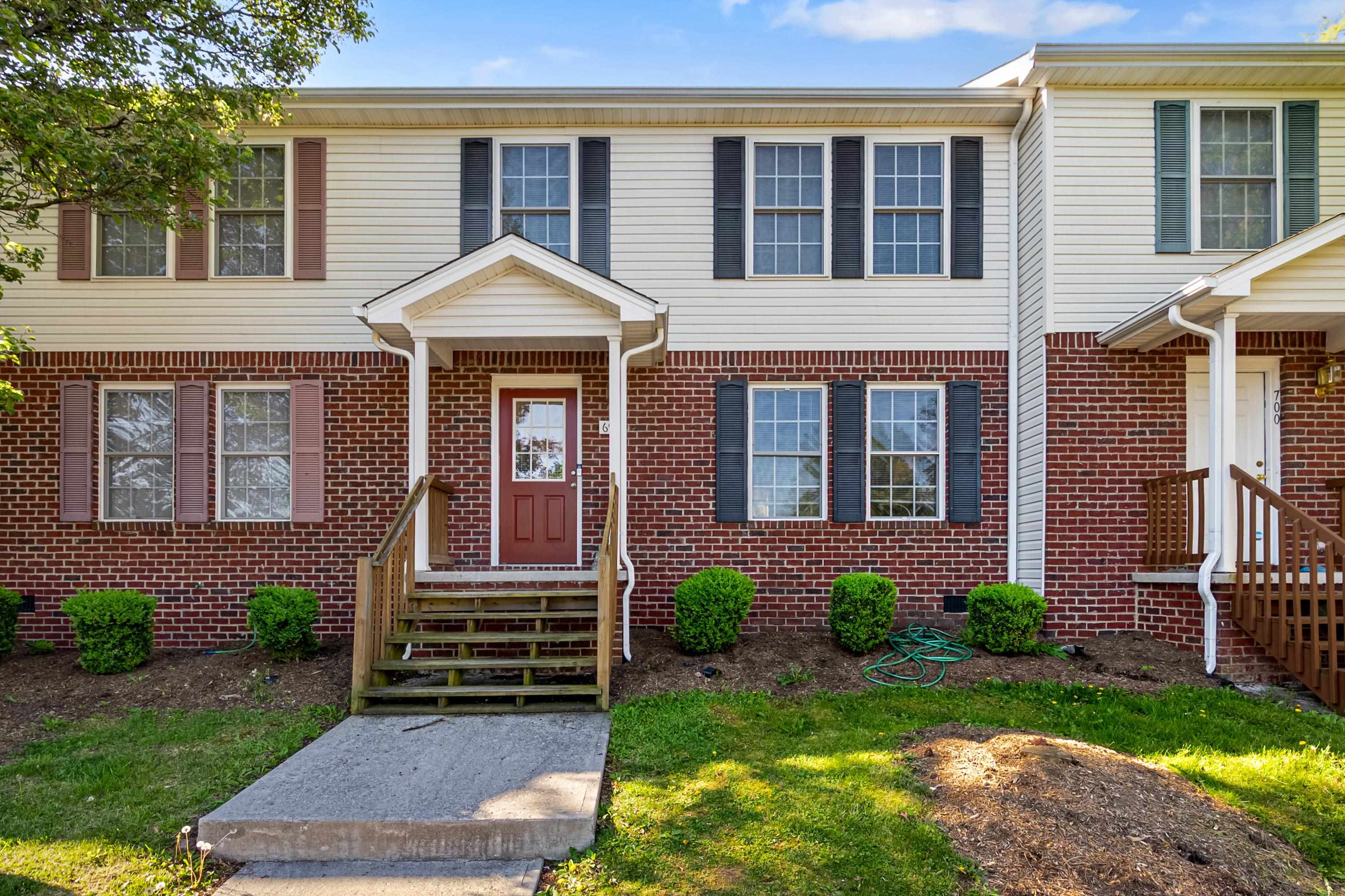 690 Republic Road Christiansburg, VA 24073 - Photo 3 of 39 Gallery Image 3