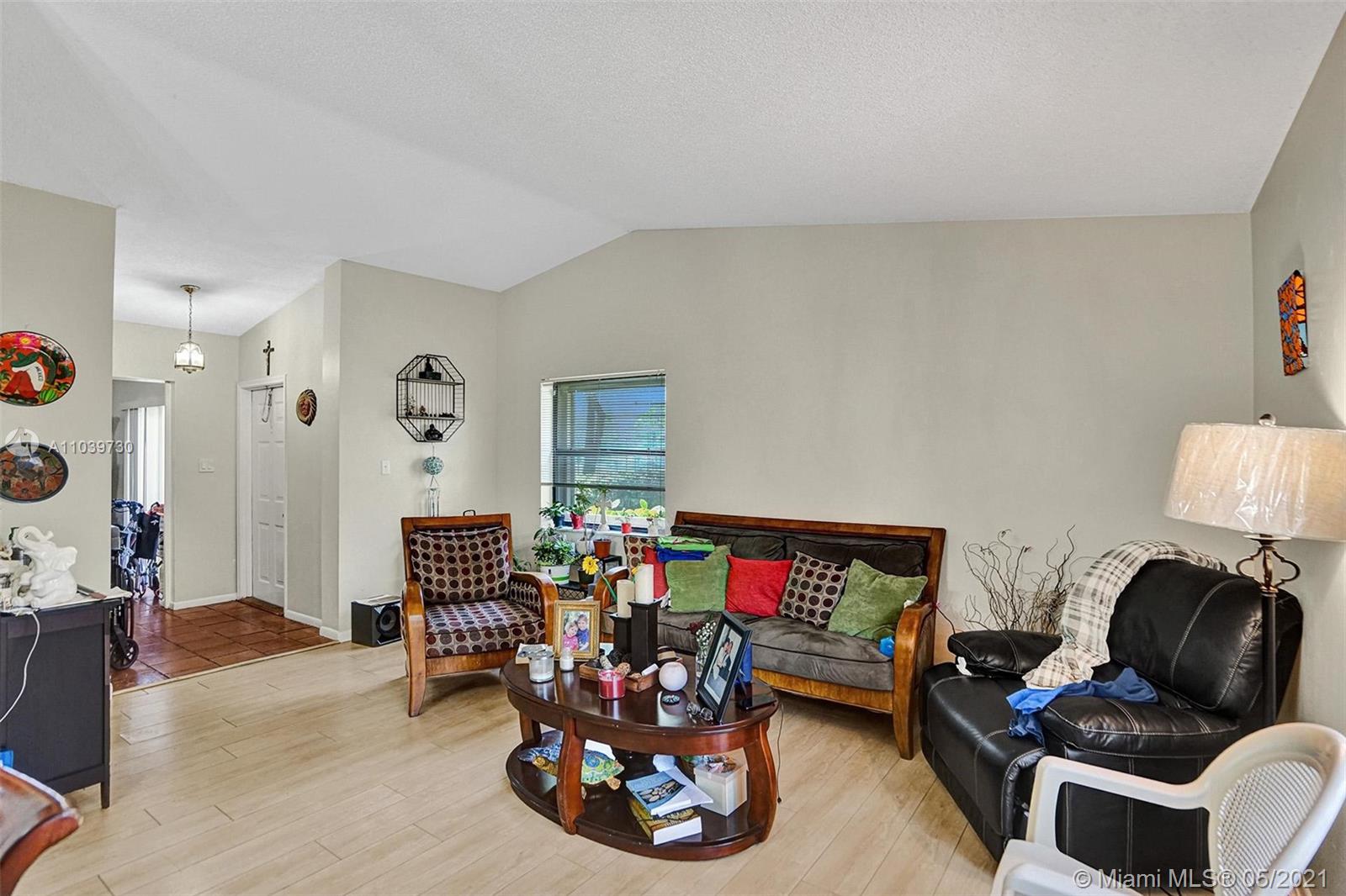 10925 Southwest 113th Place, Unit 72A Miami, FL 33176 - Photo 5 of 28