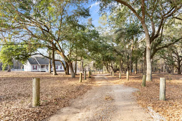 $318,500 | 138 Sunnyvale Court, Orangeburg, SC 29115