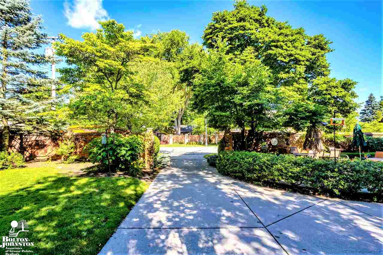 133 Merriweather Road Grosse Pointe Farms, MI 48236 - Photo 53 of 65