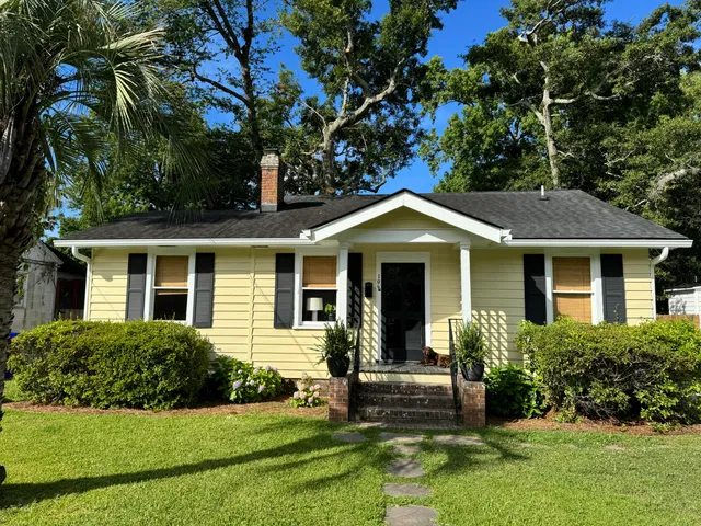 $3,600 | 106 Hickory Street, Charleston, SC 29407