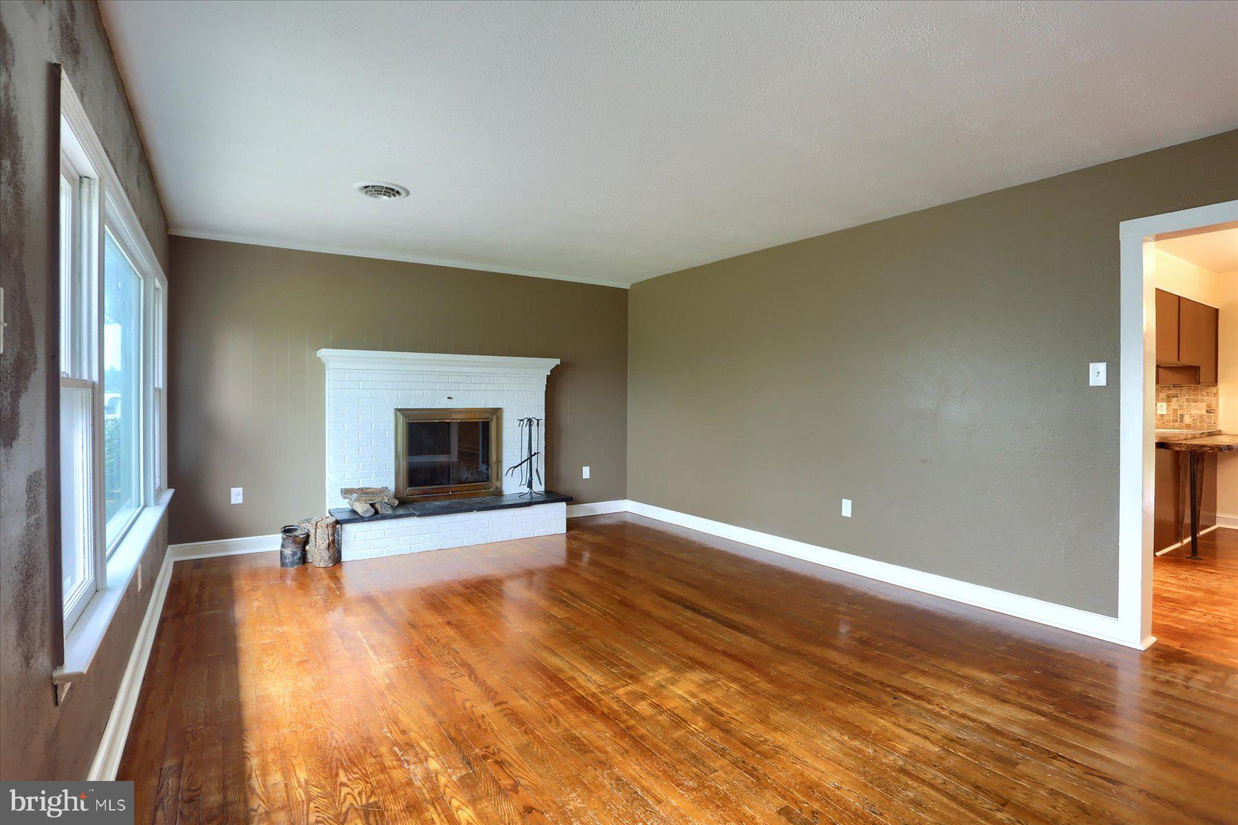 154 Hollenbaugh Road Carlisle, PA 17015 - Photo 11 of 39 Gallery Image 11