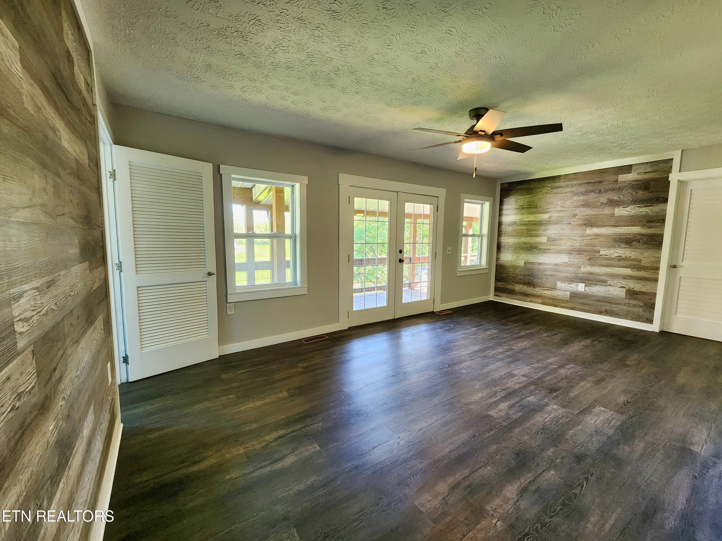 366 Coolidge Road La Follette, TN 37766 - Photo 17 of 42 8 (1)