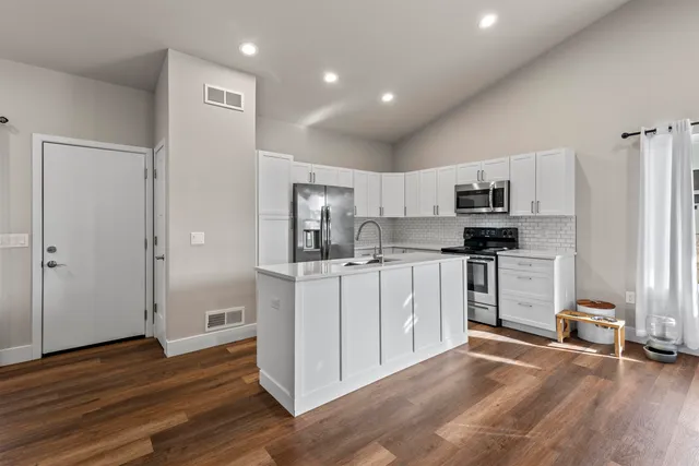 $419,000 | 6657 Uecker Drive, DeForest, WI 53532