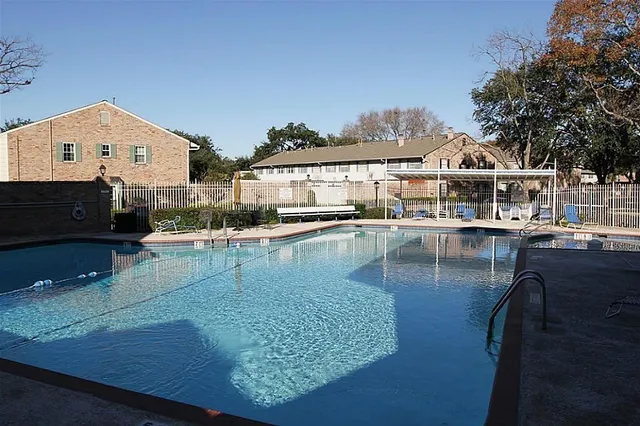 $208,500 | 6354 Del Monte Drive, Unit 87, Houston, TX 77057