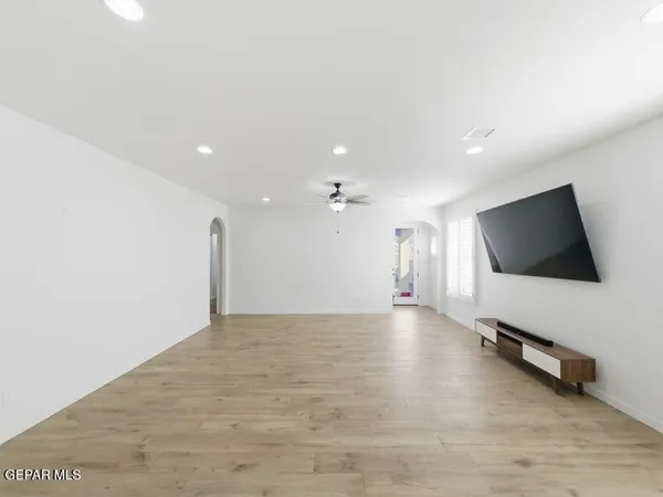 $340,500 | 274 Glenlivet Way, El Paso, TX 79928