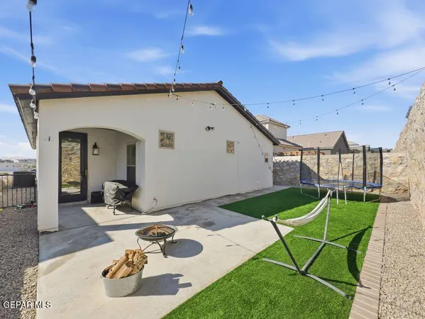 $340,500 | 274 Glenlivet Way, El Paso, TX 79928