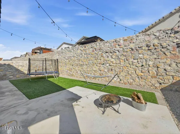 $340,500 | 274 Glenlivet Way, El Paso, TX 79928