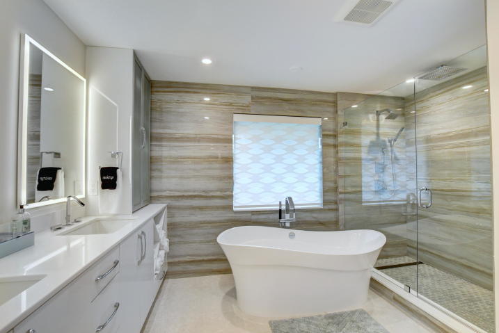 7451 Northeast Bay Isle Court Boca Raton, FL 33487 - Photo 15 of 41 Master Bath